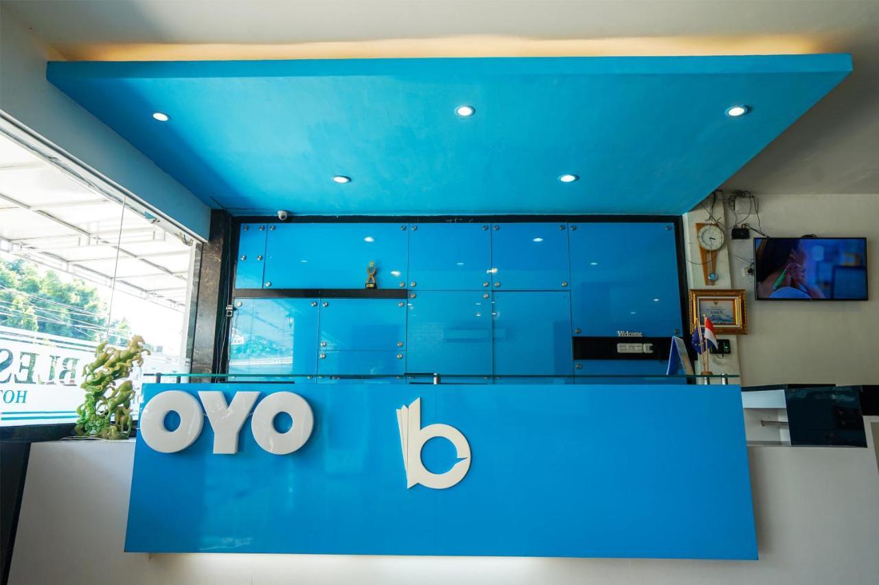 Oyo 575 Blessing Hotel Palembang Ngoại thất bức ảnh