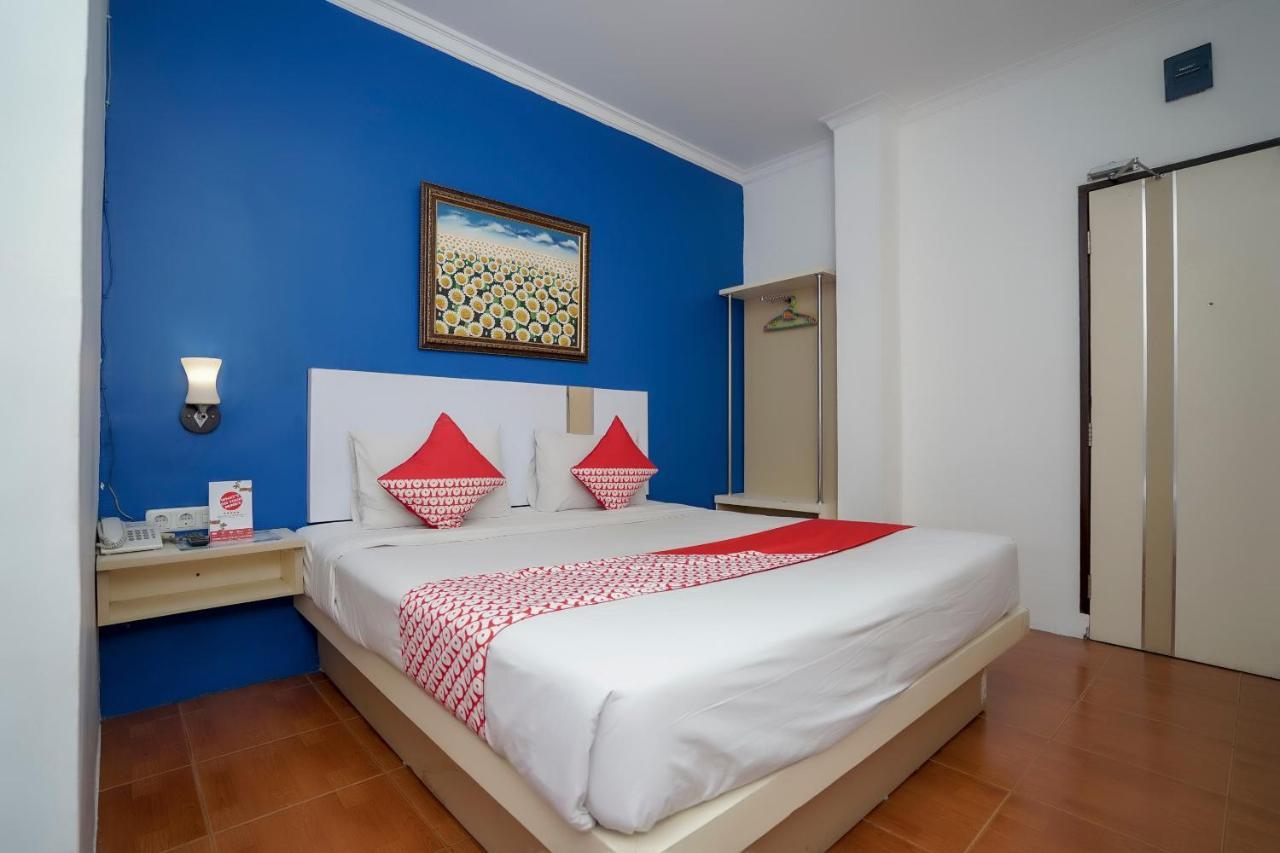 Oyo 575 Blessing Hotel Palembang Ngoại thất bức ảnh